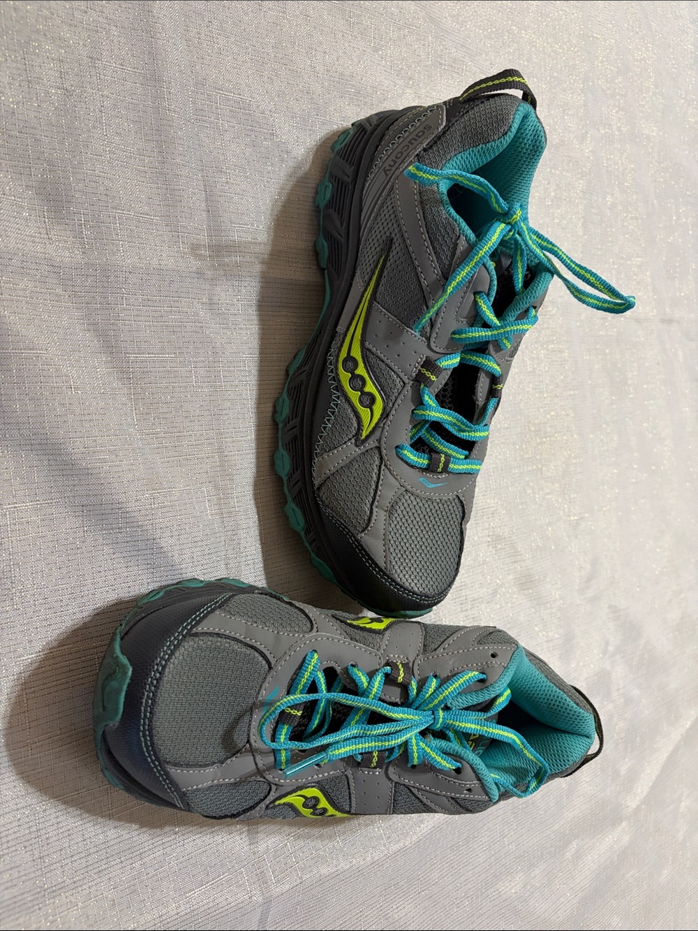 Saucony Women’s Gray Teal Trail Runners with Lime Accents